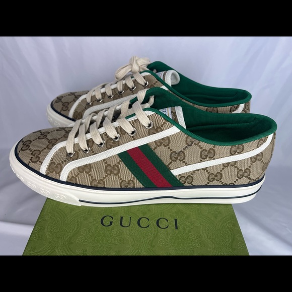 Brand New never worn 100% authentic. UK SZ 9 - Picture 5 of 13